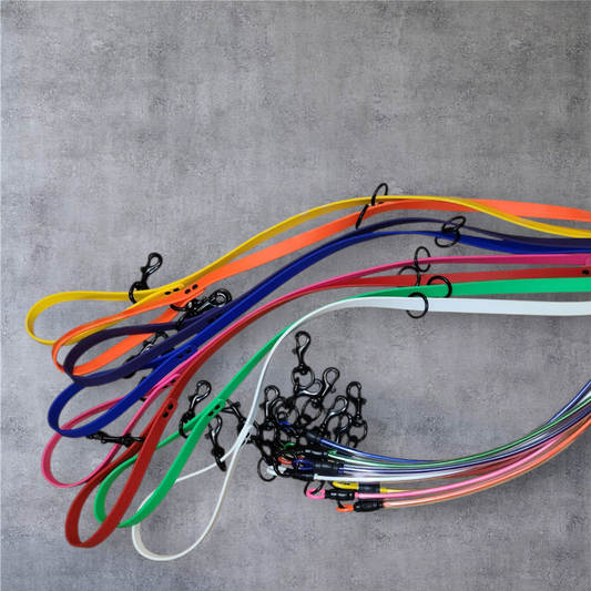 Beta lead with colored cable and black hardware